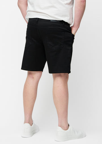 Sorte shorts til mænd i farven Ravens set bagfra på plus-size model.